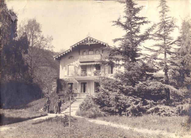Les Cèdres en 1907, Frédéric et son demi-frère Sami. 